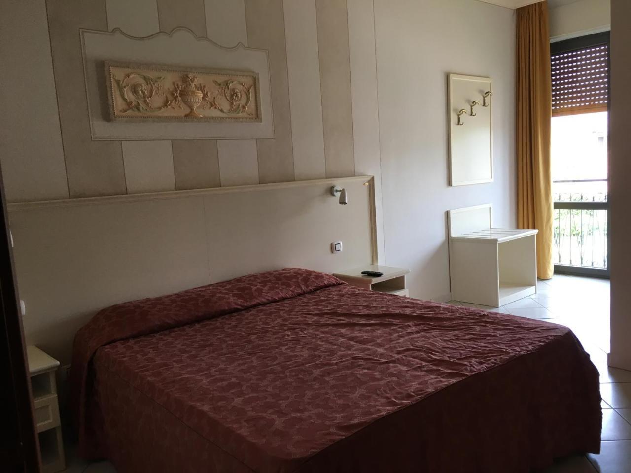 Hotel Lago Maggiore Castelletto sopra Ticino Exterior photo